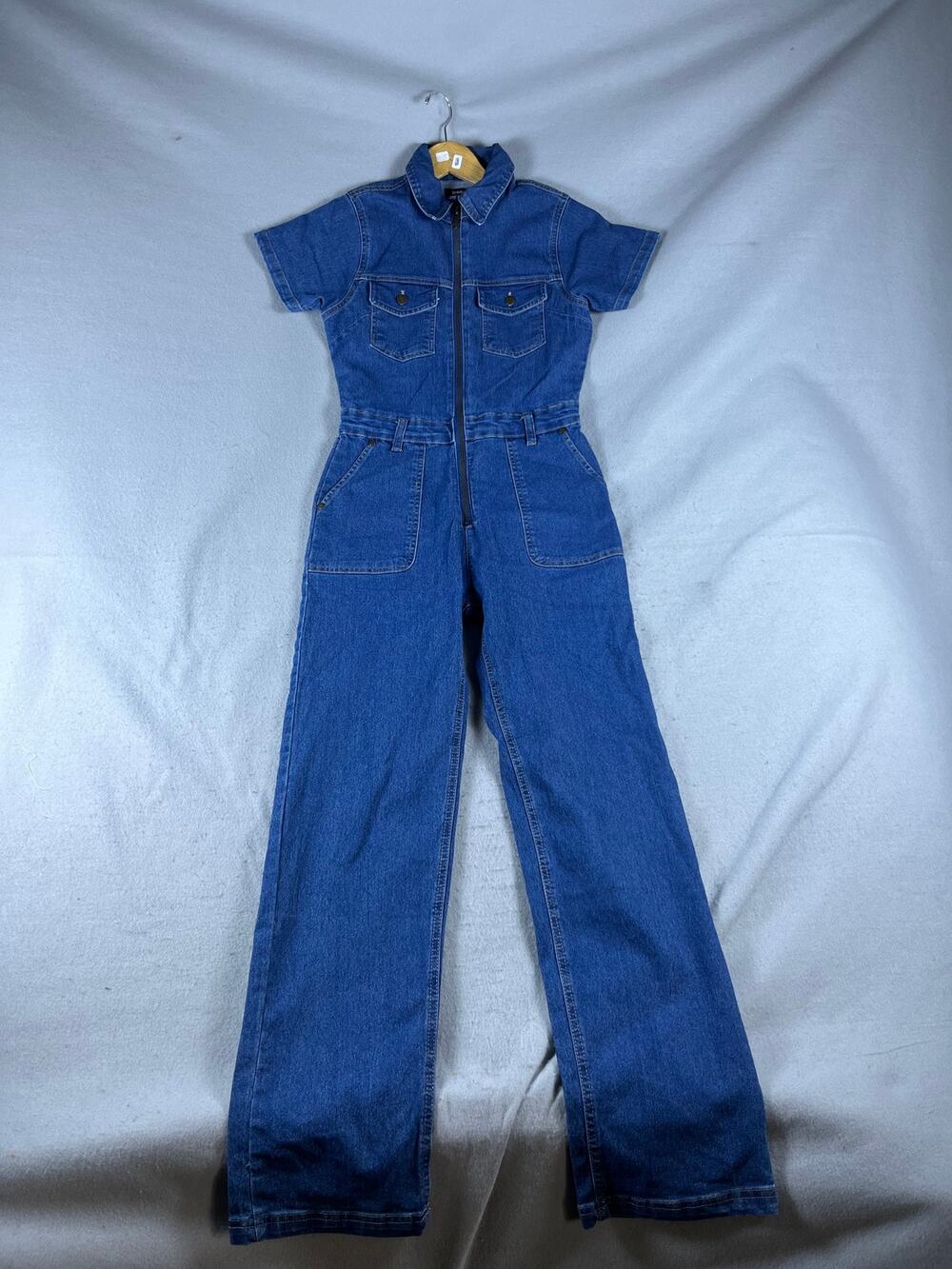 Bebe Jumpsuit Womens S Blue Short Sleeve Flare Leg Zip Up Front Denim Y2K Retro